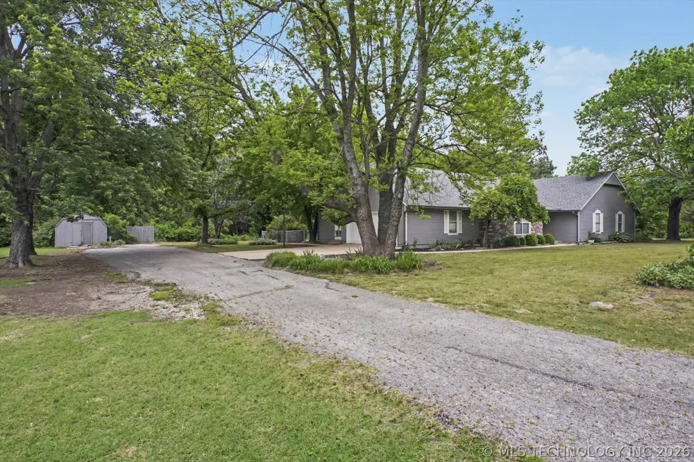 2314 Cornerstone Avenue Claremore, OK 74017