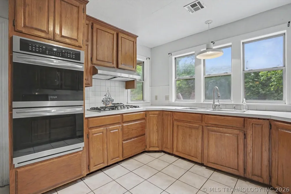 2314 Cornerstone Avenue Claremore, OK 74017