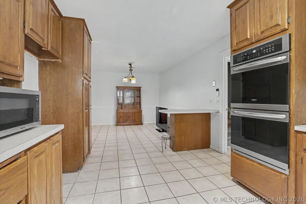 2314 Cornerstone Avenue Claremore, OK 74017