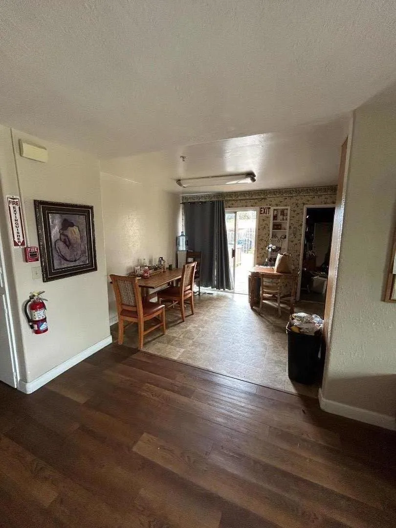 14 Madonna Drive Salinas, CA 93906