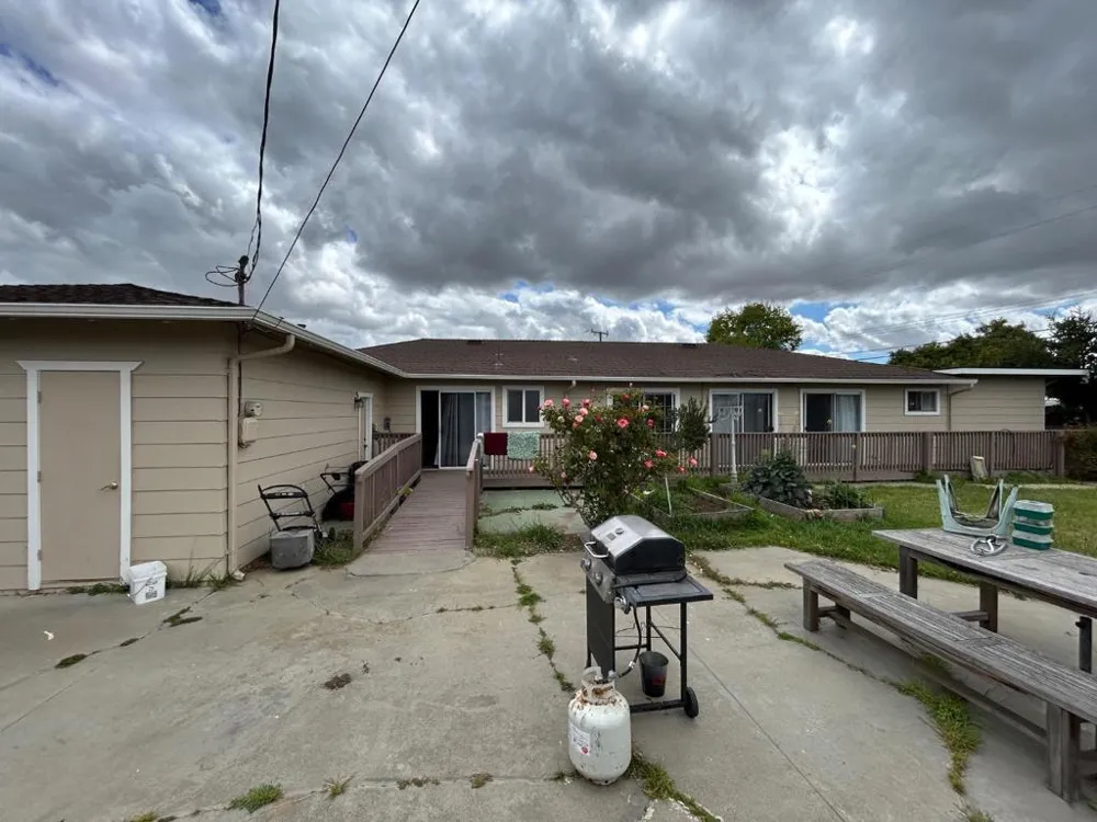 14 Madonna Drive Salinas, CA 93906