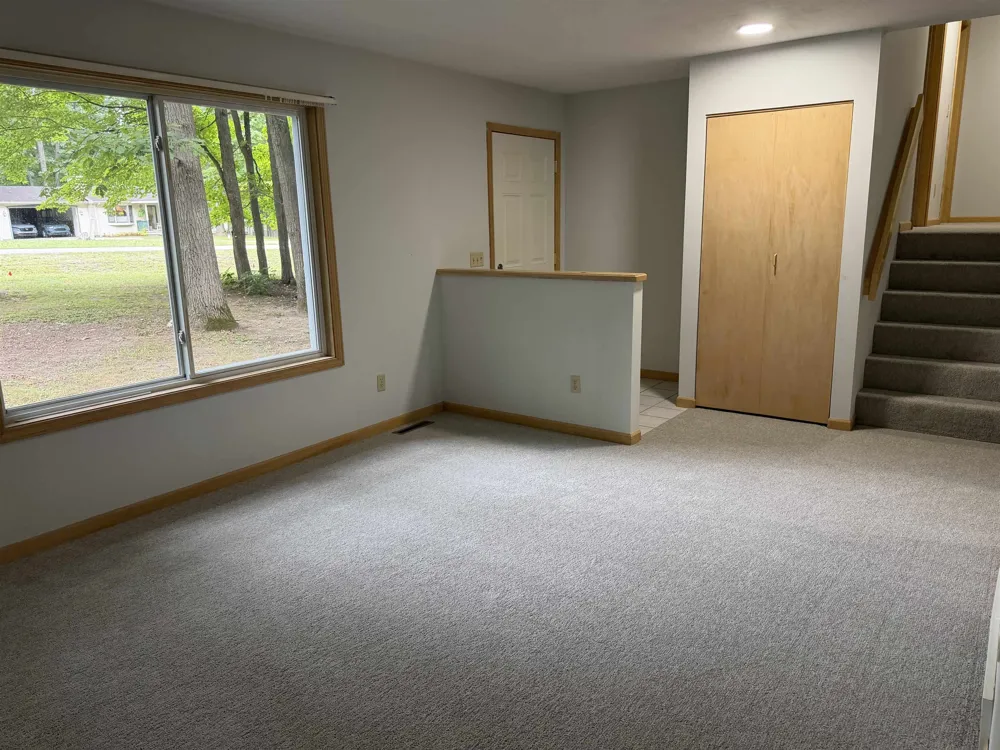 20761 White Oak Drive Almira Township, MI 49650