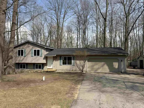 20761 White Oak Drive