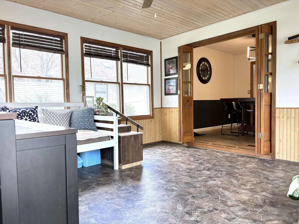 512 W Grand Mt Pleasant City, MI 48858