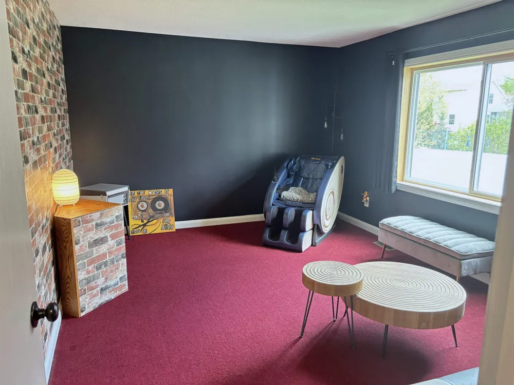 512 W Grand Mt Pleasant City, MI 48858