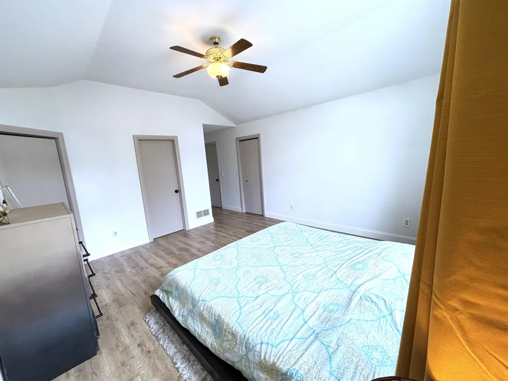 512 W Grand Mt Pleasant City, MI 48858
