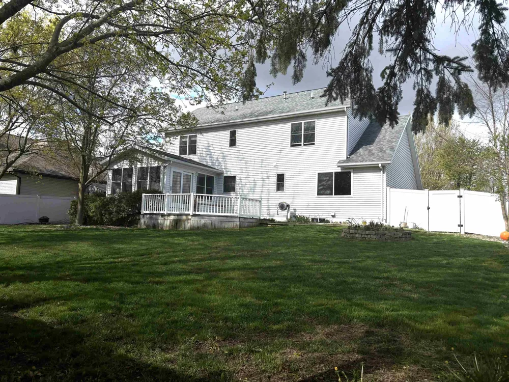 512 W Grand Mt Pleasant City, MI 48858