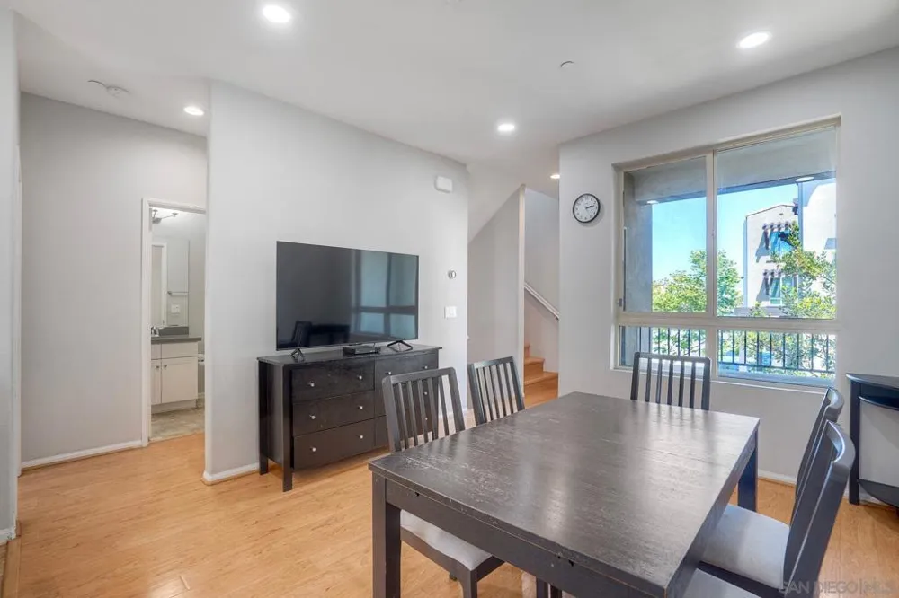 8850 Olive Ln #7 Santee, CA 92071