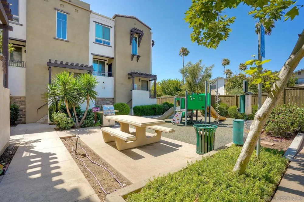 8850 Olive Ln #7 Santee, CA 92071