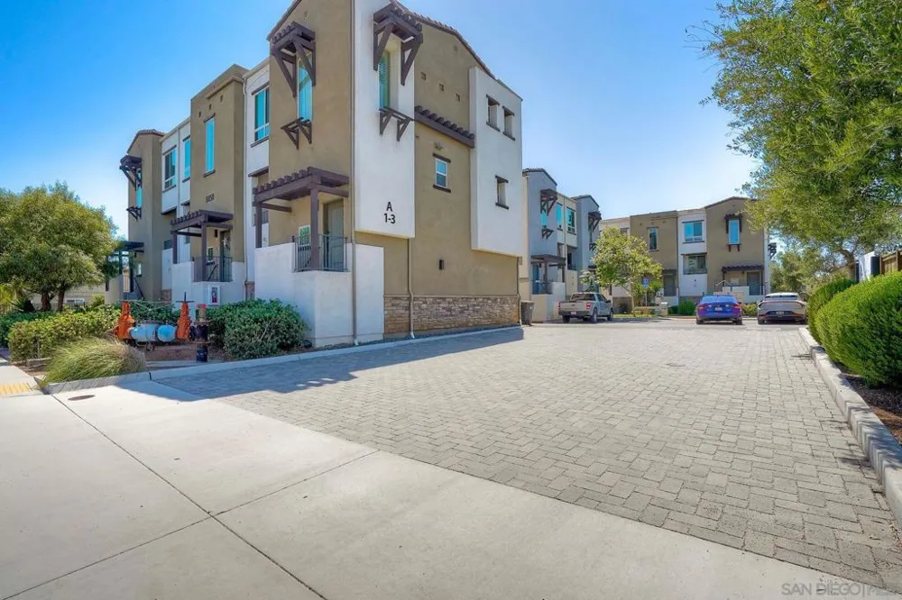 8850 Olive Ln #7 Santee, CA 92071