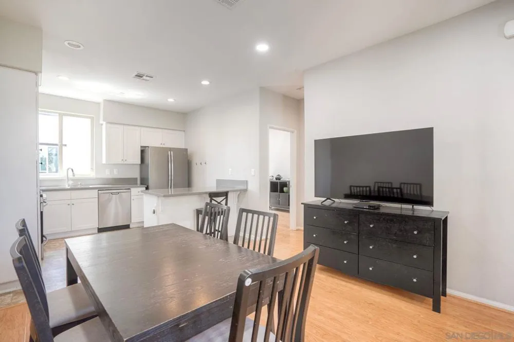 8850 Olive Ln #7 Santee, CA 92071