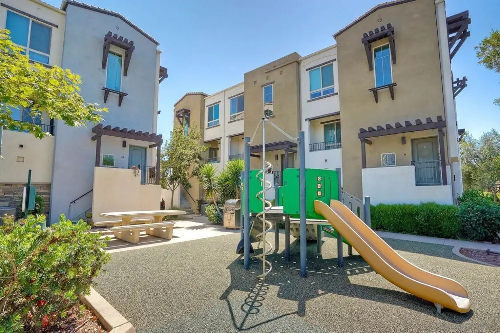 8850 Olive Ln #7 Santee, CA 92071