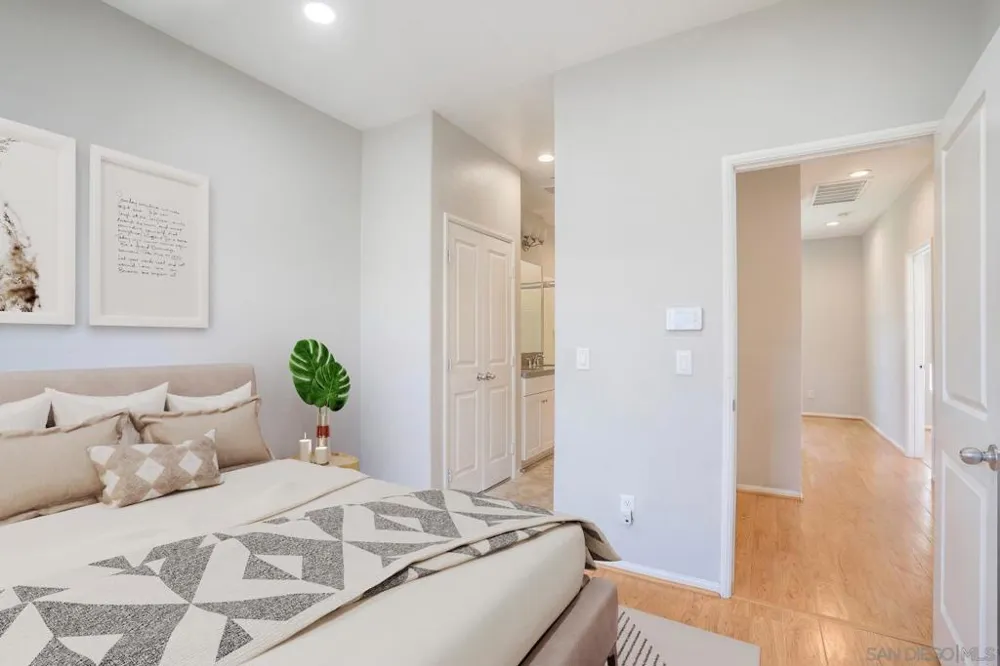 8850 Olive Ln #7 Santee, CA 92071
