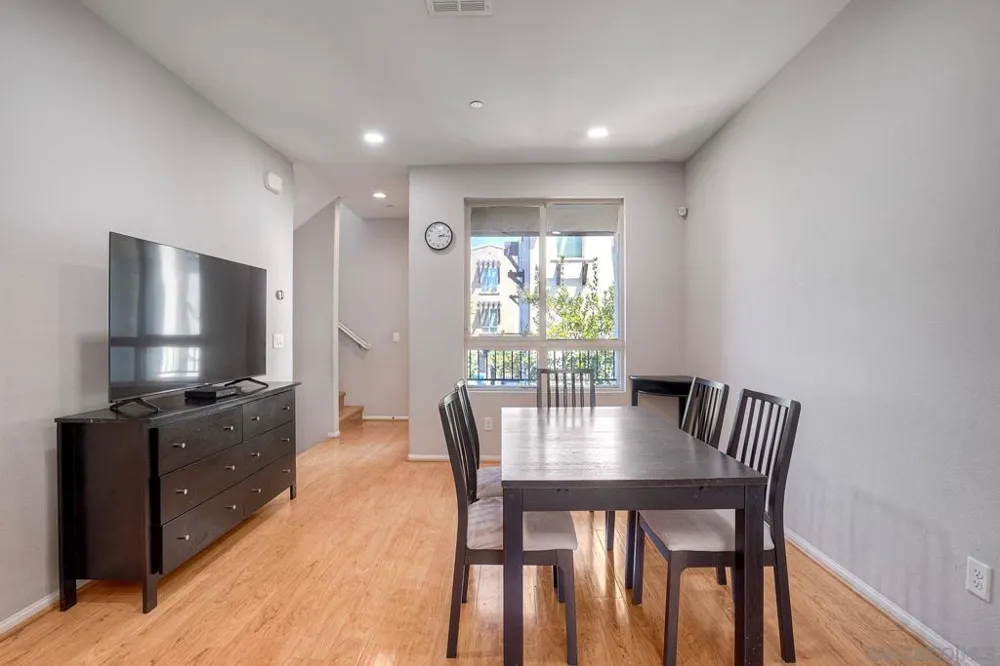 8850 Olive Ln #7 Santee, CA 92071