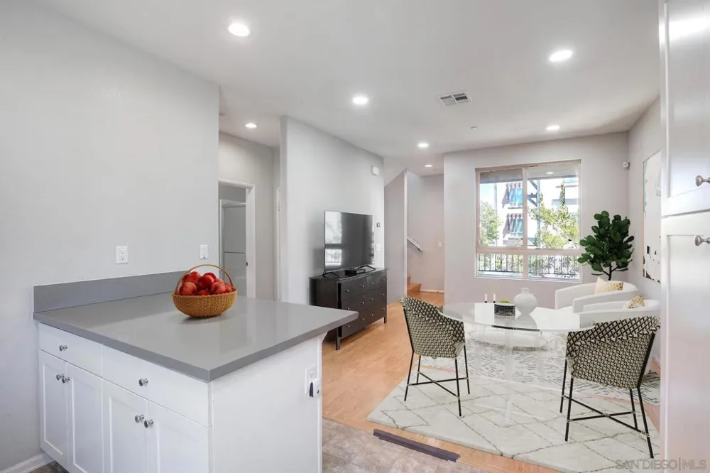 8850 Olive Ln #7 Santee, CA 92071