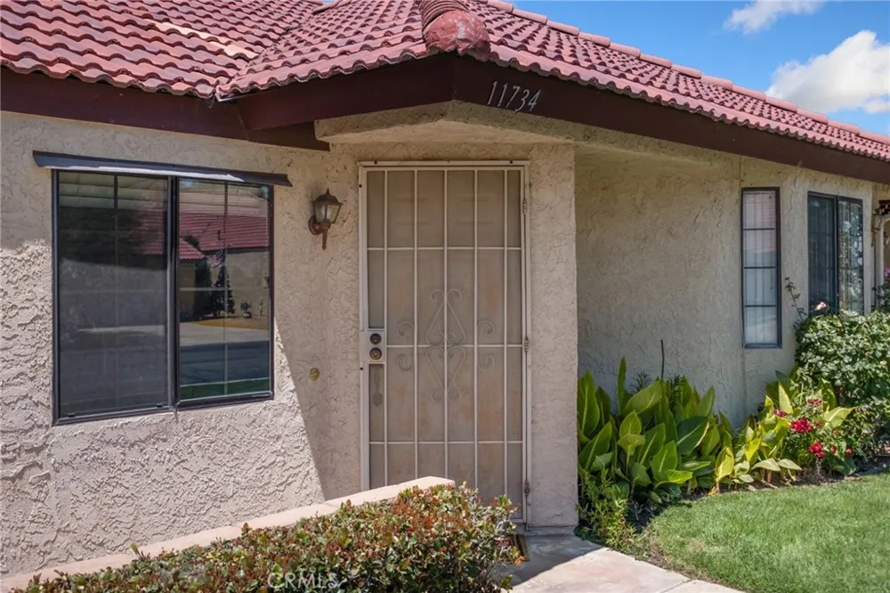 11734 Cottonwood Apple Valley, CA 92308