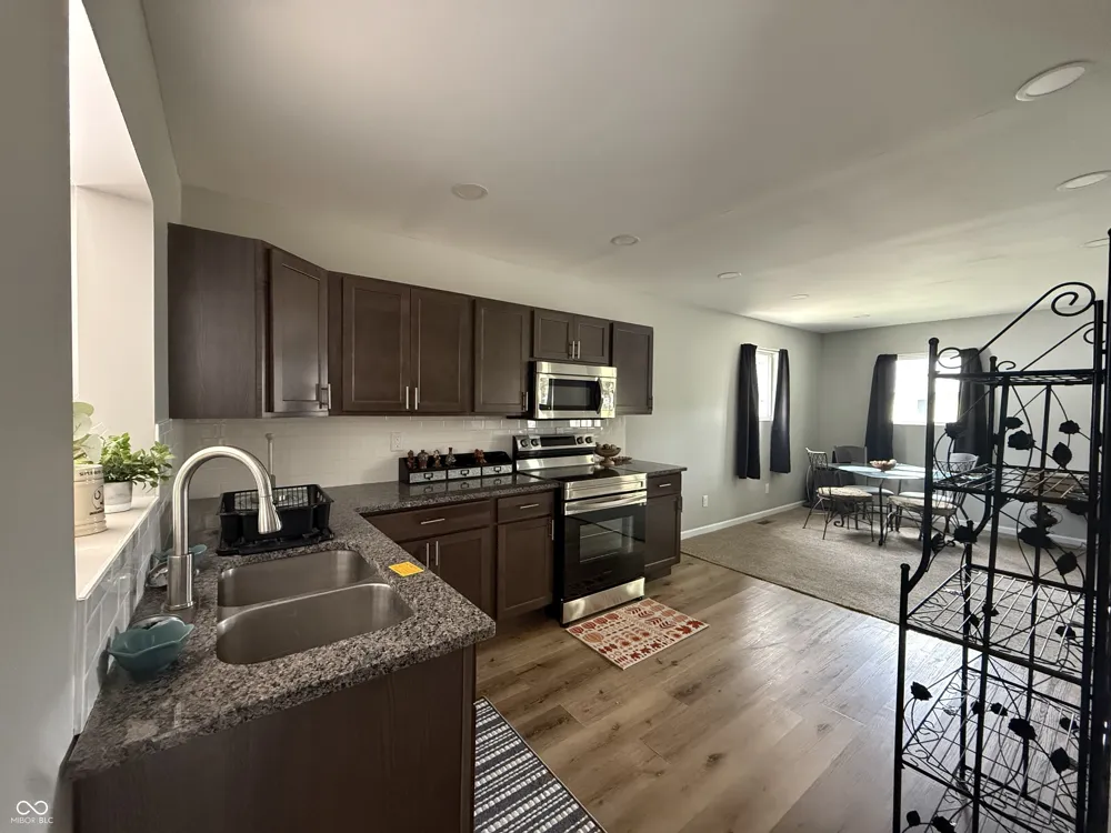 562 Roanoke Road Kingsford Heights, IN 46346