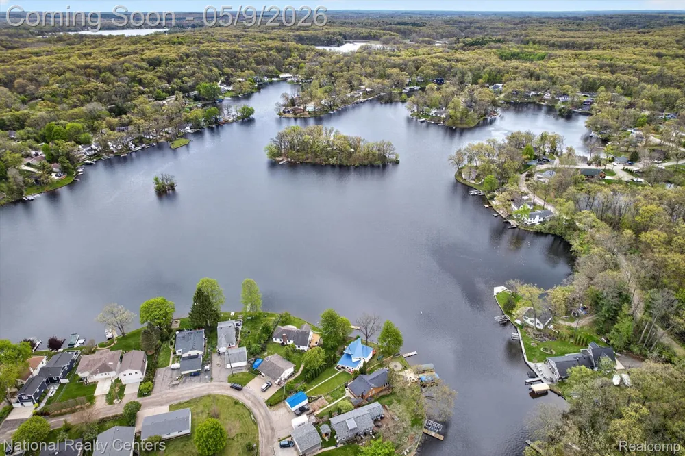11505 Sunset Boulevard Putnam Township, MI 48169