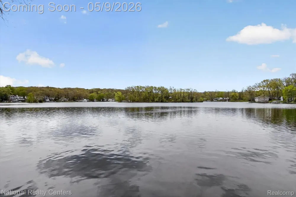 11505 Sunset Boulevard Putnam Township, MI 48169