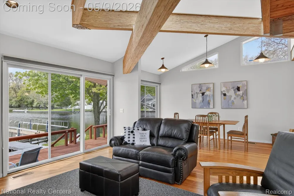 11505 Sunset Boulevard Putnam Township, MI 48169