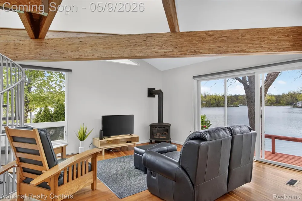 11505 Sunset Boulevard Putnam Township, MI 48169