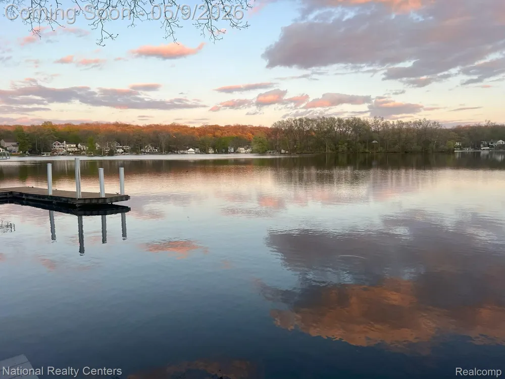 11505 Sunset Boulevard Putnam Township, MI 48169