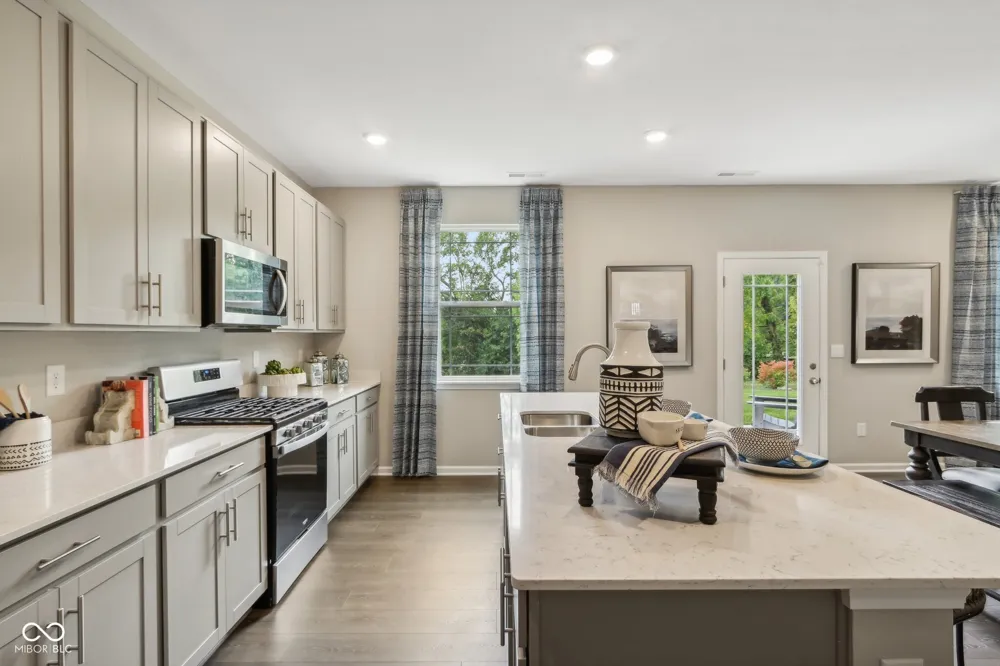 920 Saddlebrook Farms Boulevard Whiteland, IN 46184