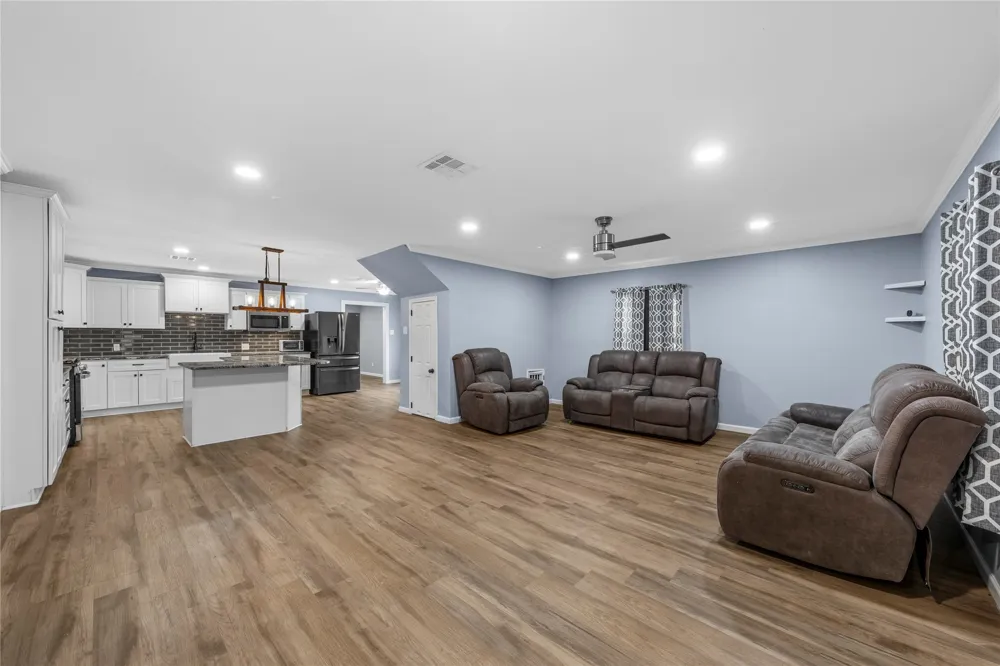 1014 Ranchito Road Bellmead, TX 76705