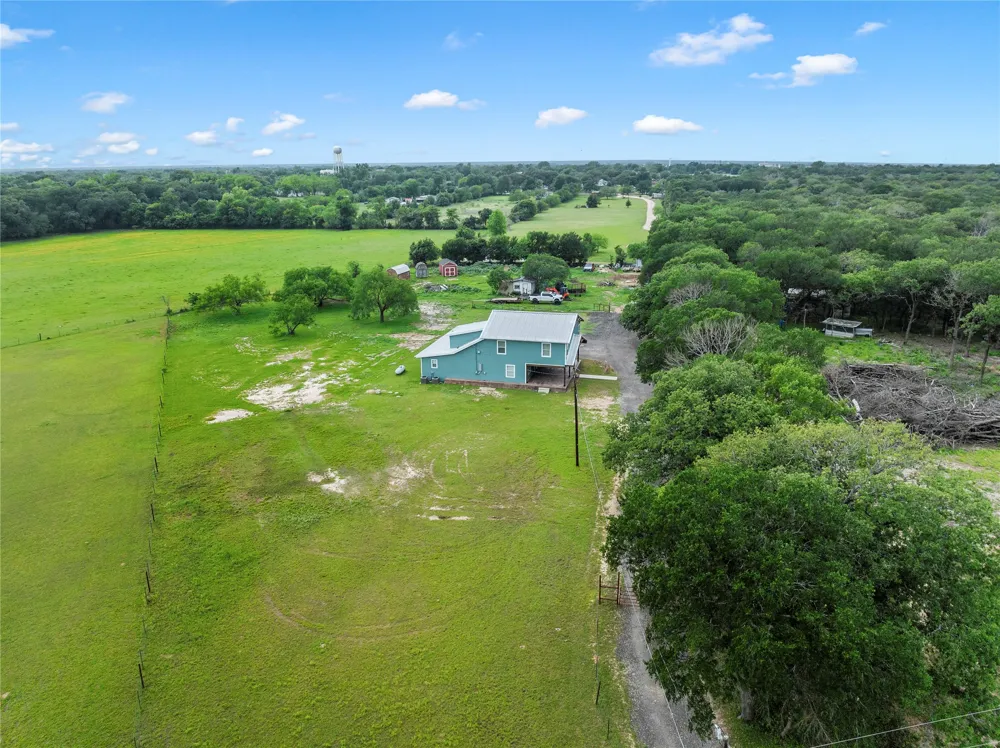 1014 Ranchito Road Bellmead, TX 76705