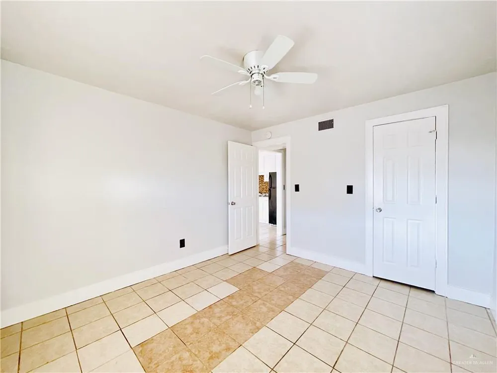 1002 Miller Avenue Donna, TX 78537