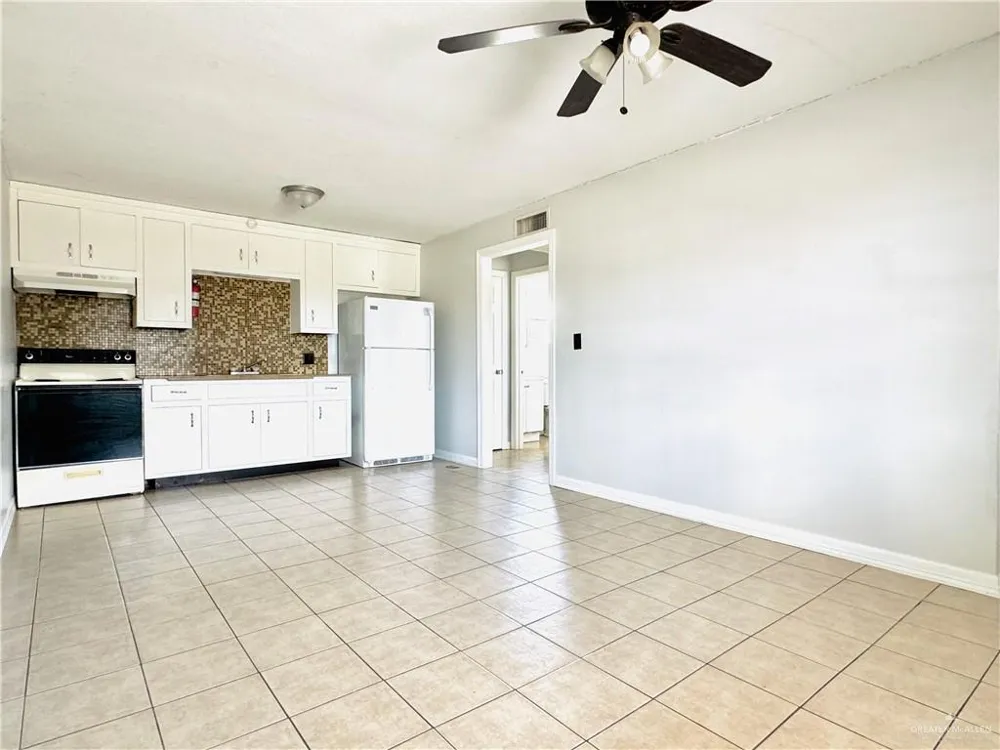 1002 Miller Avenue Donna, TX 78537