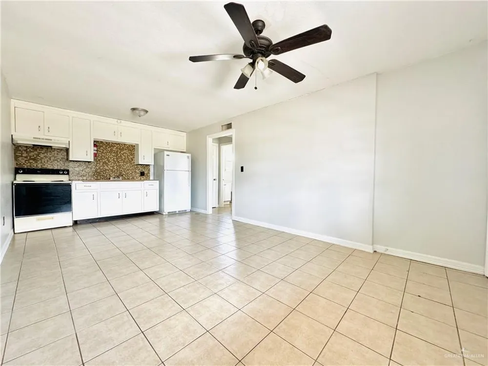 1002 Miller Avenue Donna, TX 78537