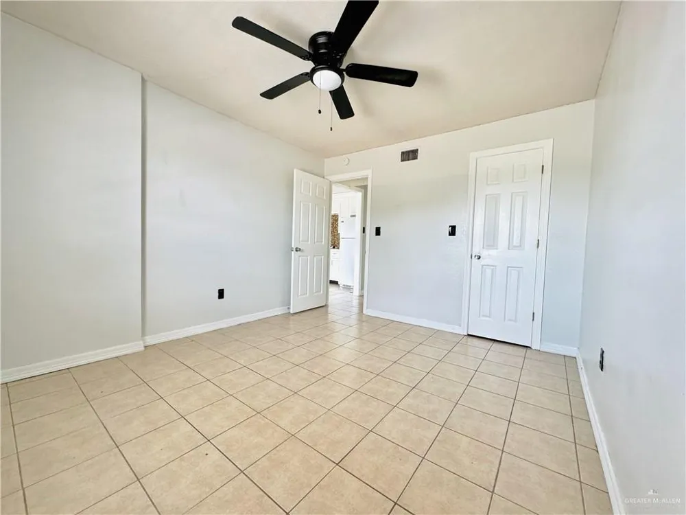1002 Miller Avenue Donna, TX 78537