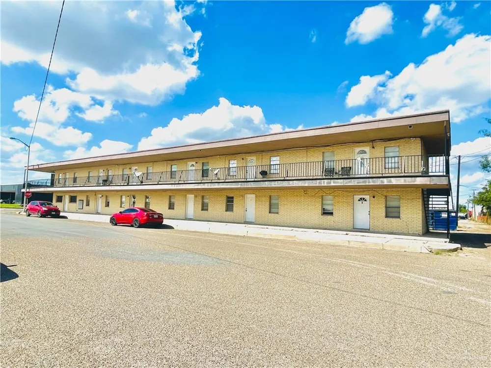 1002 Miller Avenue Donna, TX 78537