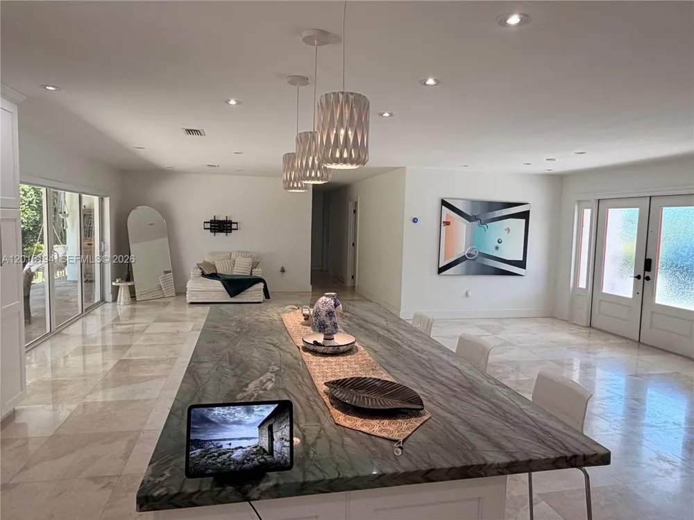 11445 Bayshore Dr North Miami, FL 33181
