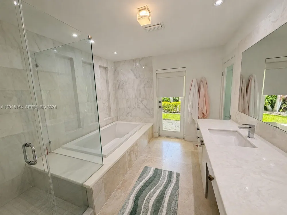 11445 Bayshore Dr North Miami, FL 33181