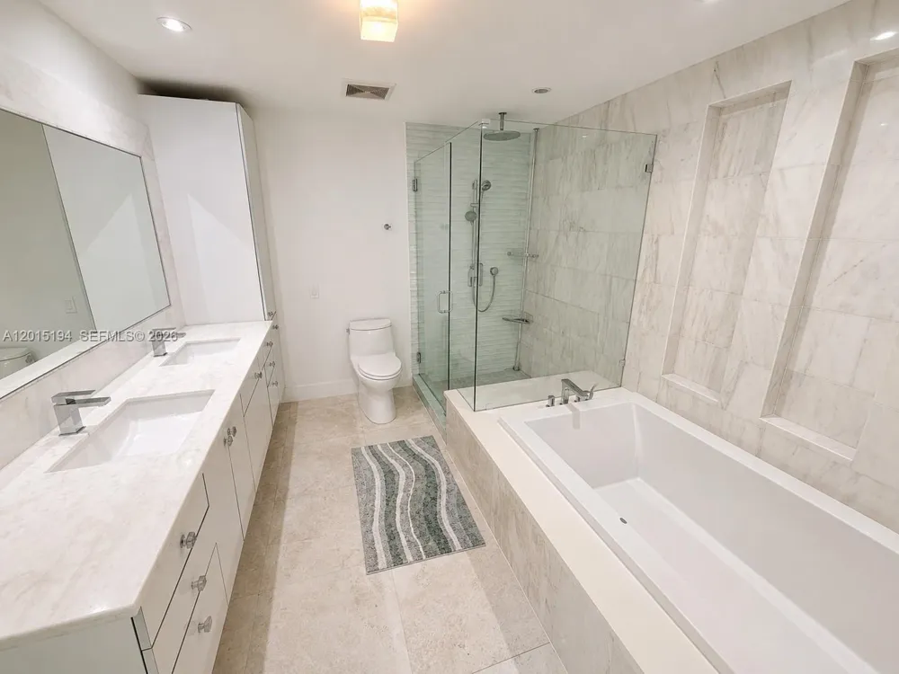 11445 Bayshore Dr North Miami, FL 33181