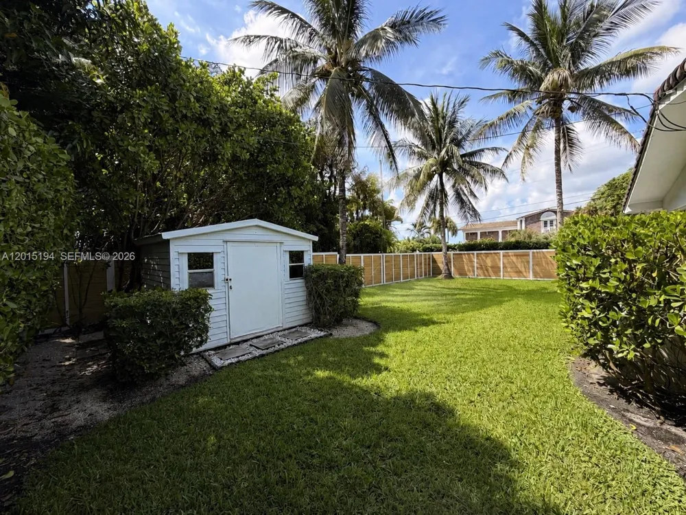11445 Bayshore Dr North Miami, FL 33181