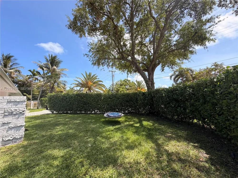 11445 Bayshore Dr North Miami, FL 33181