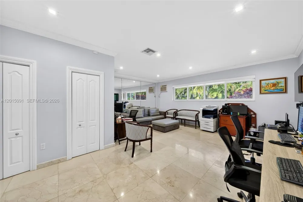 6650 SW 112th St Pinecrest, FL 33156
