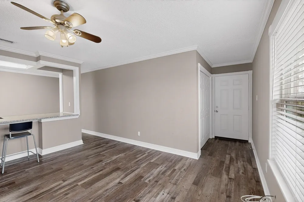 2200 E Trinity Mills Road #616 Carrollton, TX 75006