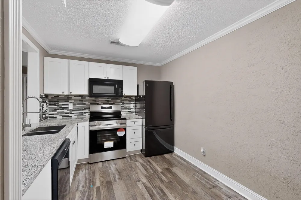 2200 E Trinity Mills Road #616 Carrollton, TX 75006