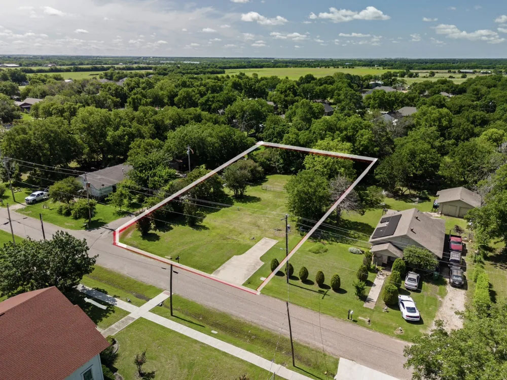 306 Gene Autry Drive Tioga, TX 76271