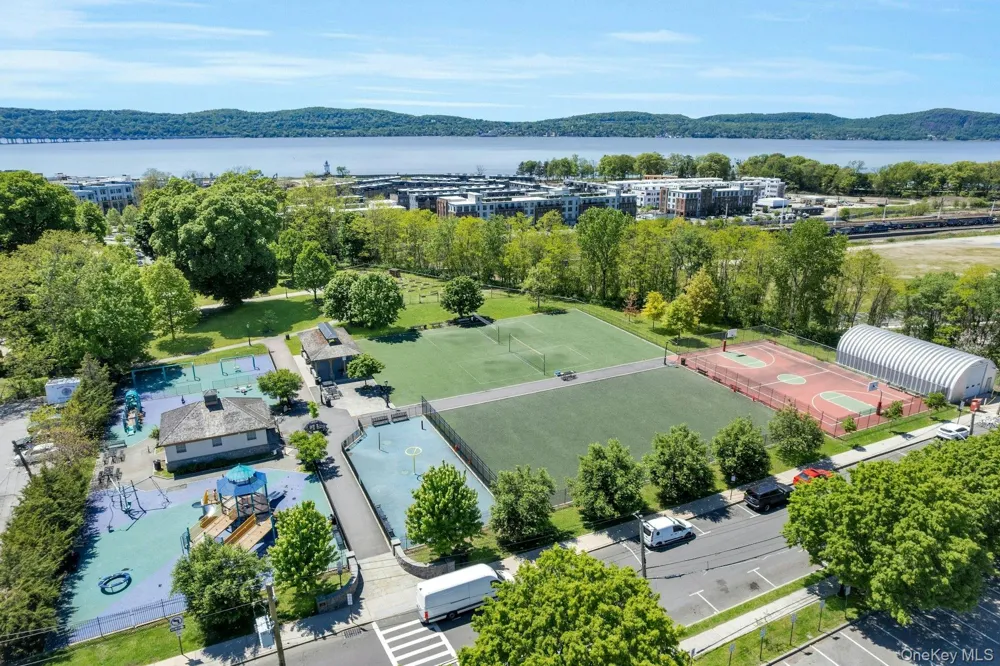 34 Andrews Lane Sleepy Hollow, NY 10591