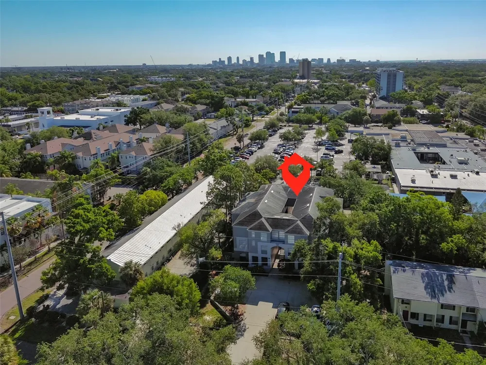 606 S GLEN AVENUE #10 Tampa, FL 33609