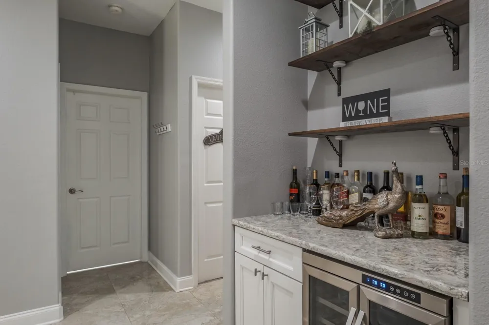 4037 AUSTON WAY Palm Harbor, FL 34685