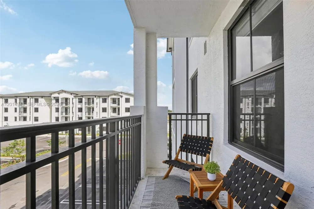 9030 SW 158th Ave #8-209 Miami, FL 33196