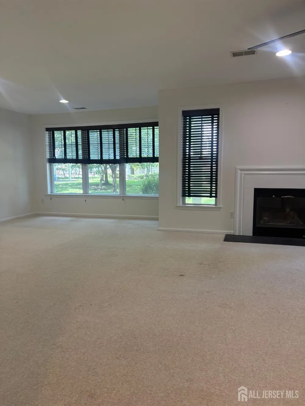 69 S Shore Drive S South Amboy, NJ 08879