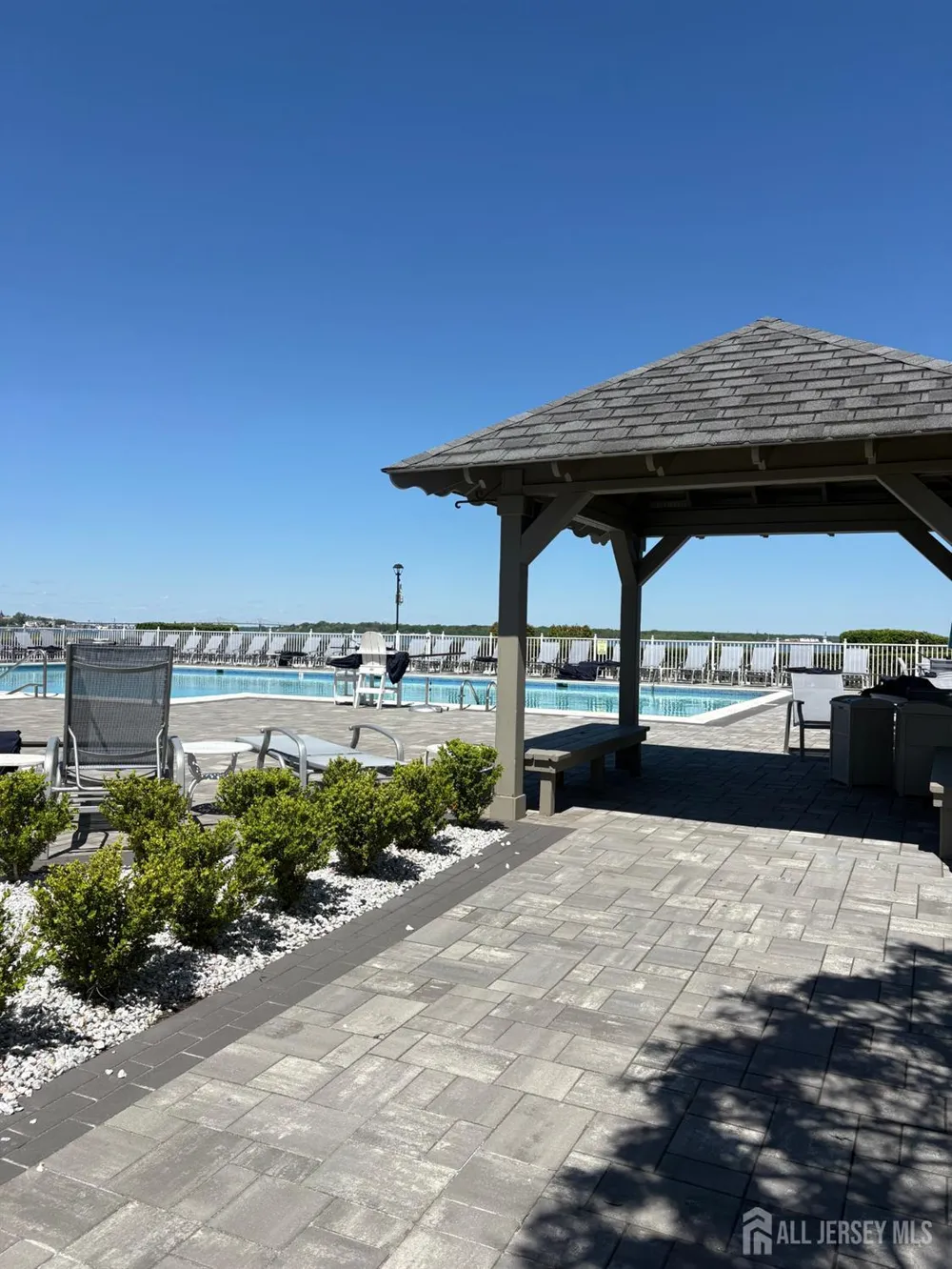 69 S Shore Drive S South Amboy, NJ 08879