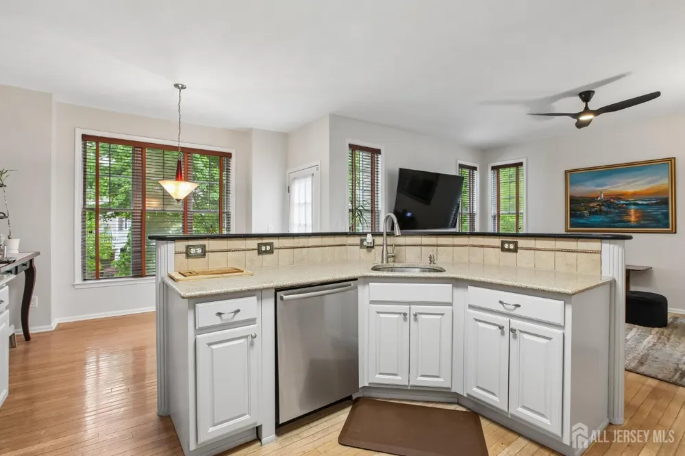69 S Shore Drive S South Amboy, NJ 08879